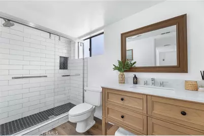 732 Hermosa Avenue, Hermosa Beach, CA 90254 - Photo 22
