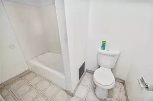 145 W Hillcrest Blvd, Inglewood, CA 90301 - Photo 18