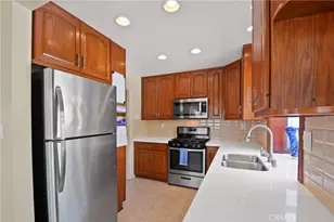1030 Bloomwood Rd, San Pedro, CA 90731 - Photo 8