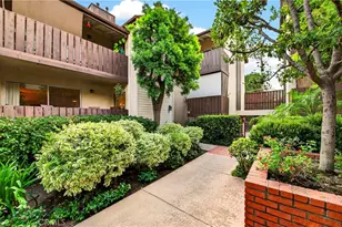 15020 Victory, Los Angeles, CA 91411 - Photo 1