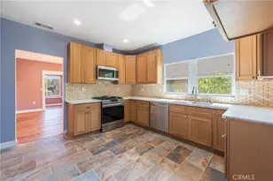 2041 W 29th Pl, Los Angeles, CA 90018 - Photo 20