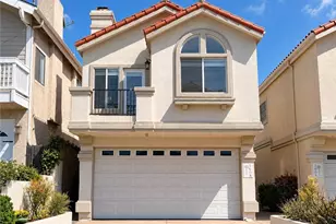 1608 Herrin St, Redondo Beach, CA 90278 - Photo 1