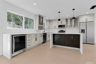 5922 Julian Lane, Tarzana, CA 91356 - Photo 14