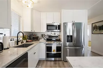 2550 Pacific Coast Hwy #30, Torrance, CA 90505 - Photo 12