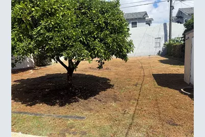 1056 W 8th Street, San Pedro, CA 90731 - Photo 18