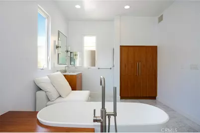 13011 Discovery Creek, Playa Vista, CA 90094 - Photo 36