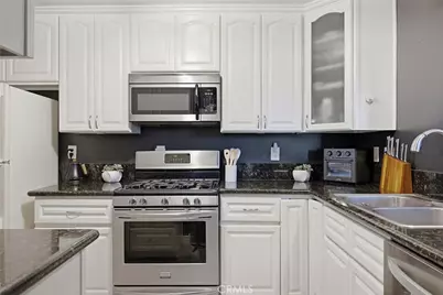 1321 Beryl Street #102, Redondo Beach, CA 90277 - Photo 8
