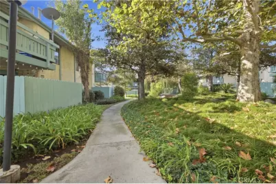 20435 S Vermont Avenue #7, Torrance, CA 90502 - Photo 12