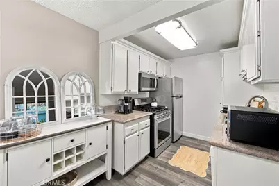 20435 S Vermont Avenue #7, Torrance, CA 90502 - Photo 4
