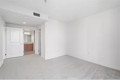 267 S San Pedro #315, Los Angeles, CA 90012 - Photo 18