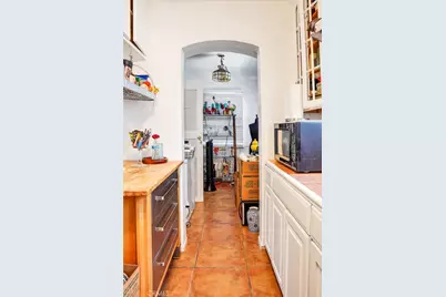 2028 W 84th, Los Angeles, CA 90047 - Photo 16