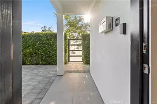 14157 Tiara St, Sherman Oaks, CA 91401 - Photo 2