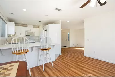 893 W Kemp Court, Compton, CA 90220 - Photo 12