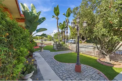 9332 Samoline Avenue, Downey, CA 90240 - Photo 52