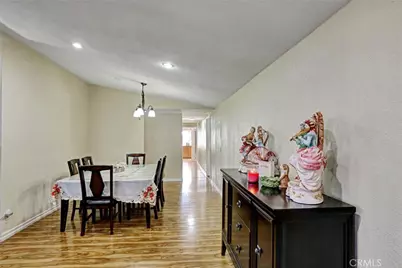 19009 S Laurel Park, Compton, CA 90220 - Photo 4