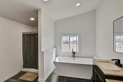 19009 S Laurel Park, Compton, CA 90220 - Photo 18