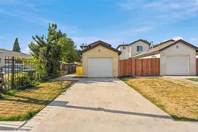 2019 105th Street, Los Angeles, CA 90002 - Photo 14