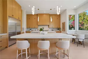 17354 Toquet Dr, Encino, CA 91316 - Photo 18