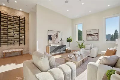 17354 Toquet Drive, Encino, CA 91316 - Photo 6
