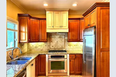 706 S Pacific Coast, Redondo Beach, CA 90277 - Photo 22