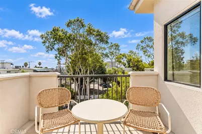 1420 S Bundy Drive #405, Los Angeles, CA 90025 - Photo 6