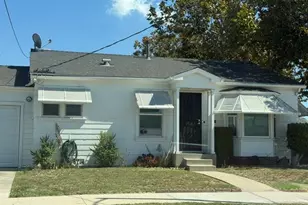 531 W Denni, Wilmington, CA 90744 - Photo 1