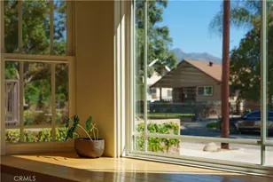 877 N Oakland, Pasadena, CA 91104 - Photo 38