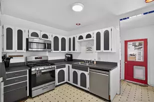 426 N Gertruda Ave, Redondo Beach, CA 90277 - Photo 10