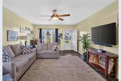 426 N Gertruda Avenue, Redondo Beach, CA 90277 - Photo 8