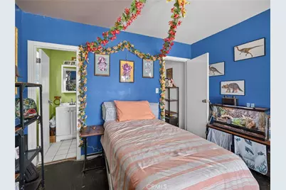 426 N Gertruda Avenue, Redondo Beach, CA 90277 - Photo 22