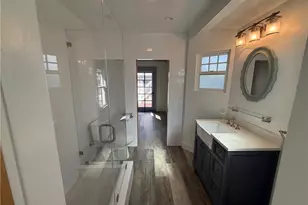 919 Emerald St, Redondo Beach, CA 90277 - Photo 14