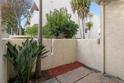 255 Valley, Hermosa Beach, CA 90254 - Photo 6