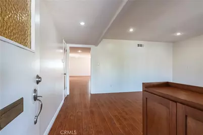 16827 S Raymond Avenue, Gardena, CA 90247 - Photo 4