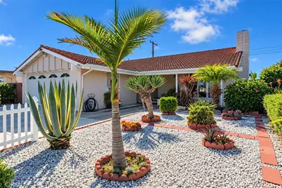 16827 S Raymond Avenue, Gardena, CA 90247 - Photo 2