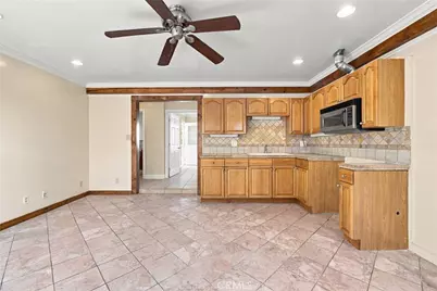 22613 Grace Avenue, Carson, CA 90745 - Photo 32