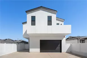 15634 Sombra Ave, Lawndale, CA 90260 - Photo 1