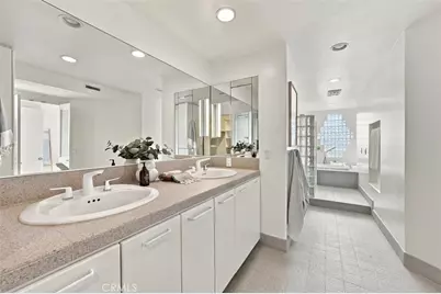 17 16th Street, Hermosa Beach, CA 90254 - Photo 22