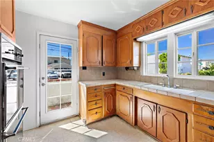 1801 Ripley Ave, Redondo Beach, CA 90278 - Photo 4