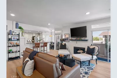 4591 Warner Ave. #105, Huntington Beach, CA 92649 - Photo 2