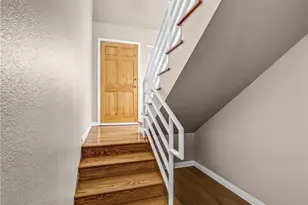 426 W 12th St, San Pedro, CA 90731 - Photo 4
