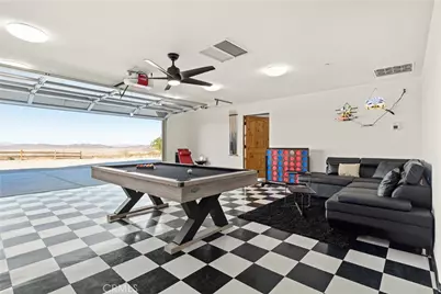 7030 Mile Square Rd, Joshua Tree, CA 92252 - Photo 30