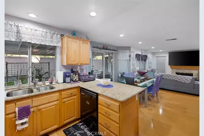 40 Linhaven, Irvine, CA 92602 - Photo 16