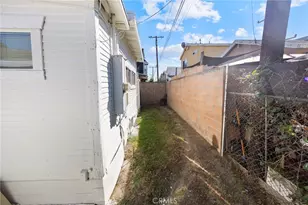 196 E Del Amo Blvd, Long Beach, CA 90805 - Photo 10