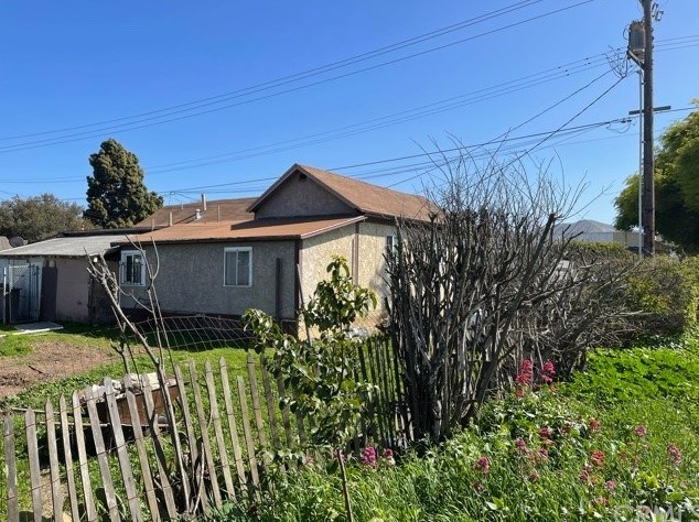 112 L St, Lompoc, CA 93436-6709