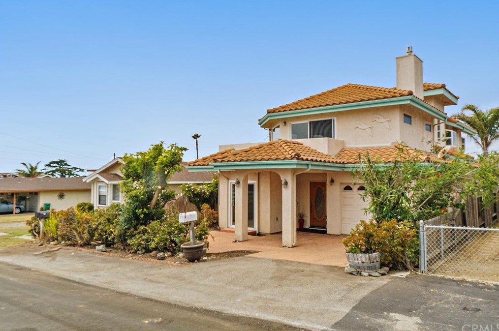 71 7th St, Cayucos, CA 93430