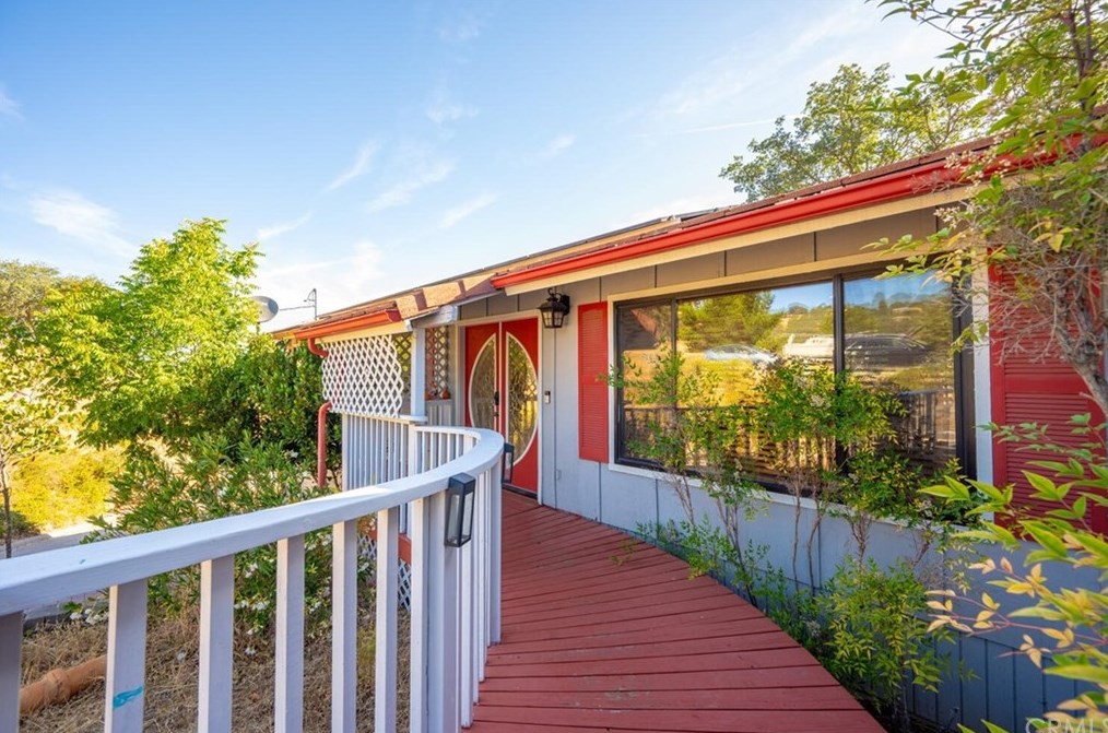 10210 San Marcos Rd, Atascadero, CA 93422-2205