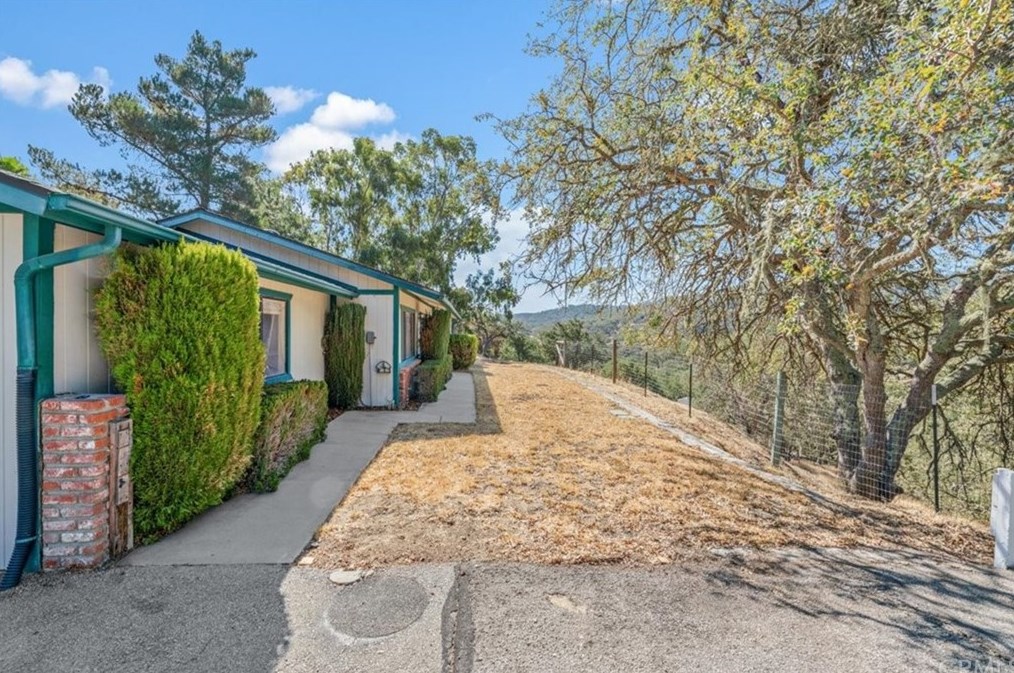 9180 Barranco Rd, Atascadero, CA 93422-2156