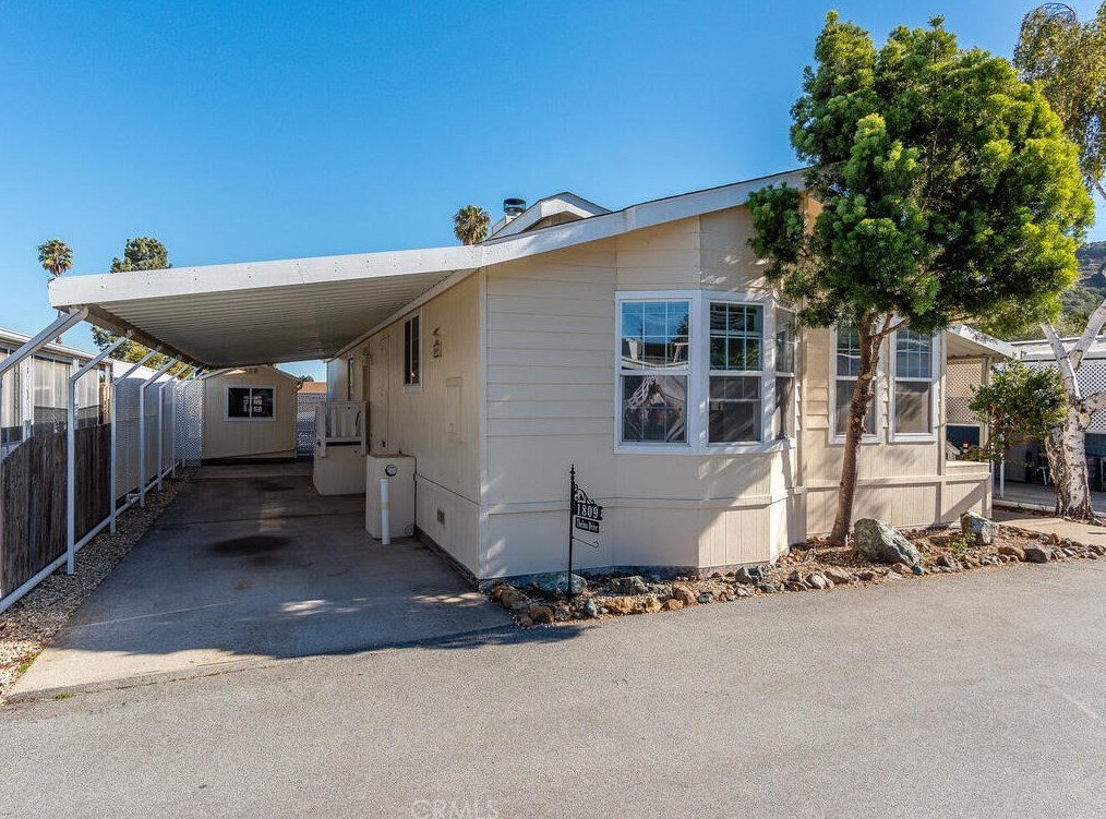 1809 Thelma Dr #50, San Luis Obispo, CA 93405