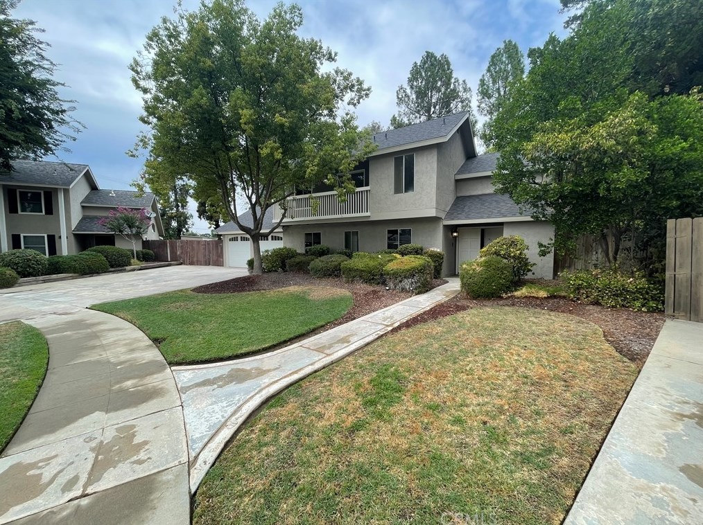 6764 N Selland Ave, Fresno, CA 93711