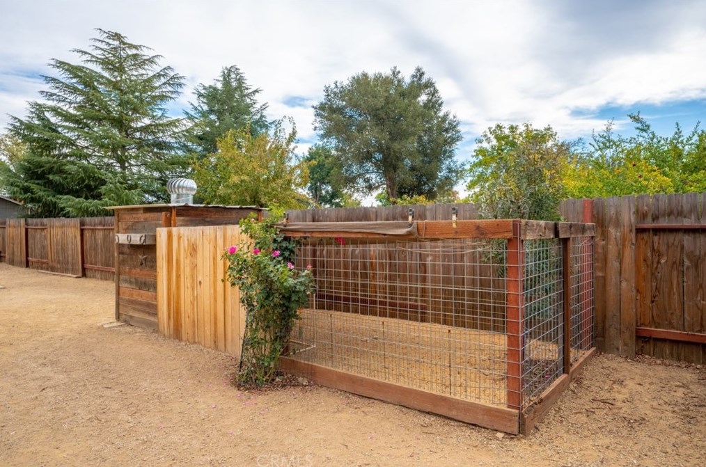 4565 Hidalgo Ave, Atascadero CA  93422-3550 exterior